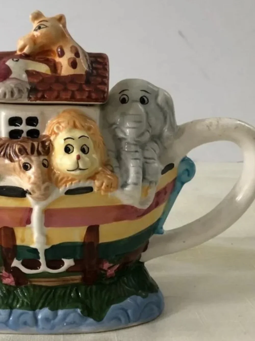 Noah's Ark Teapot Hand Painted Ceramic w/Lid New World Specialties Vtg 90s NWOT